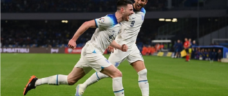 Atacante do Tottenham, van der Vaart: Declan Rice é desnecessário