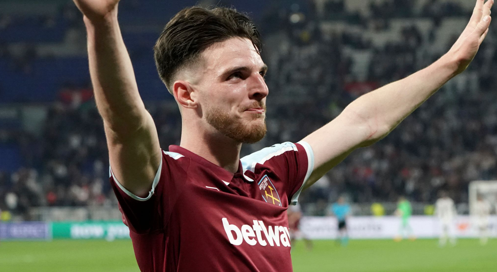 Declan Rice pede desculpas por expulsão contra Brighton